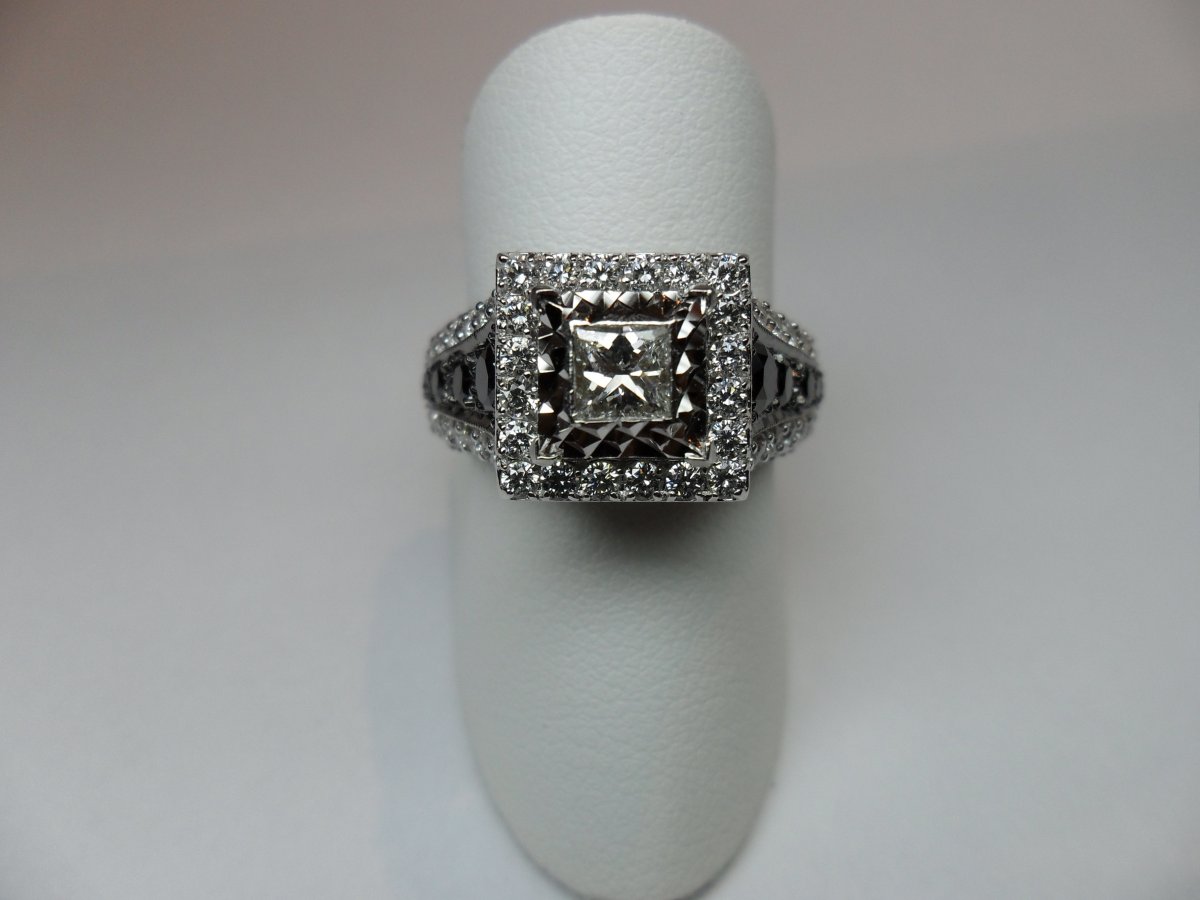 White Gold Princess Entourage Ring